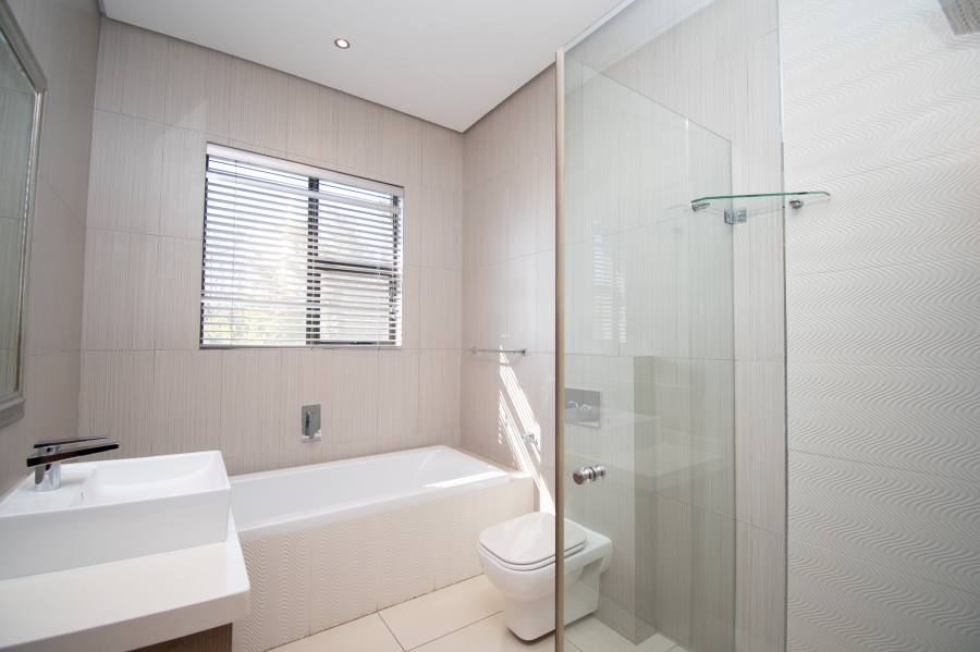 4 Bedroom Property for Sale in Pecanwood Estate North West